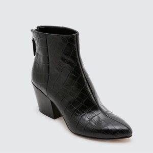 Dolce Vita Coltyn Black Leather Rear Zip Bootie size‎ 8